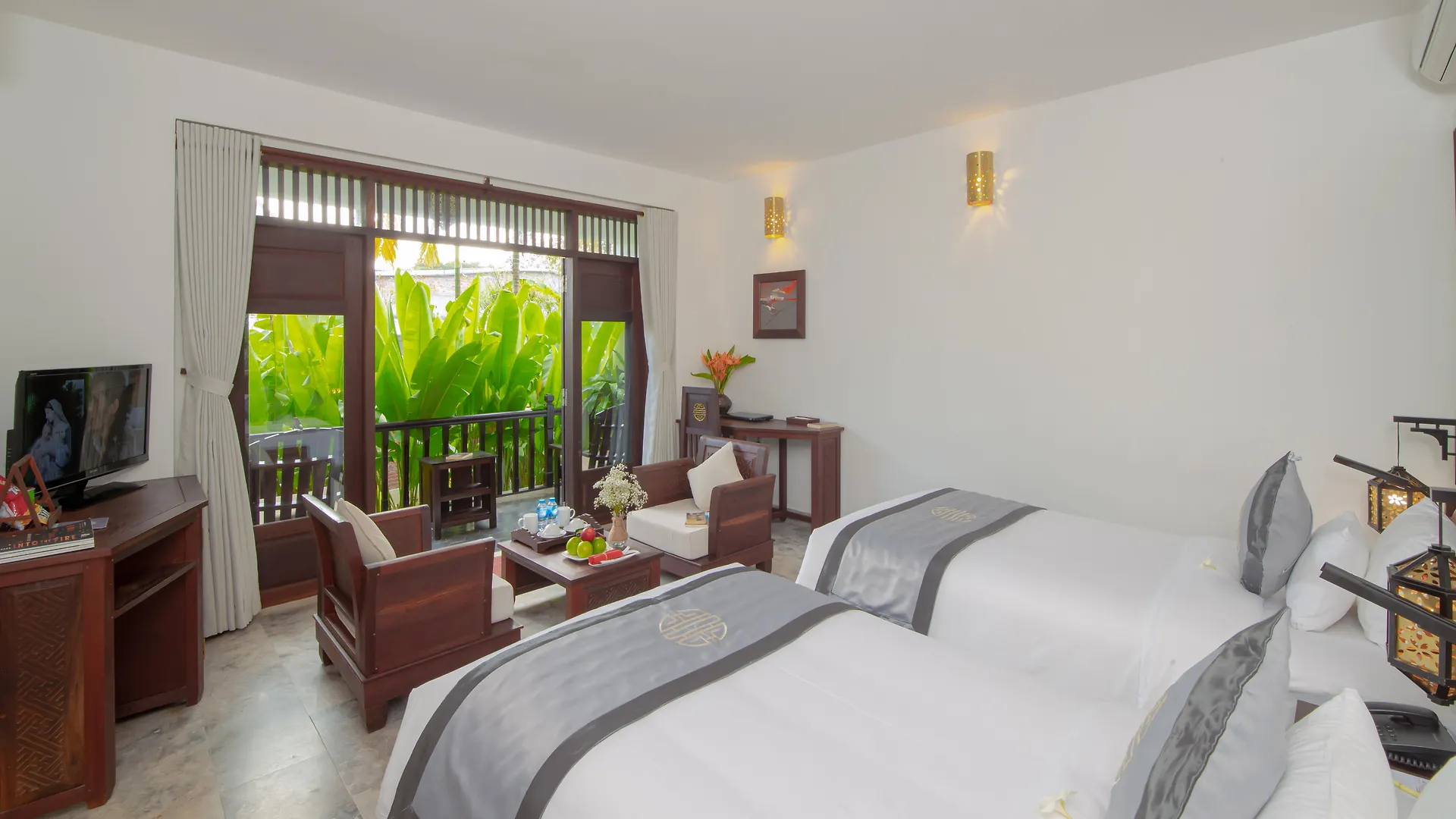 Legacy Hoi An Resort 4*,