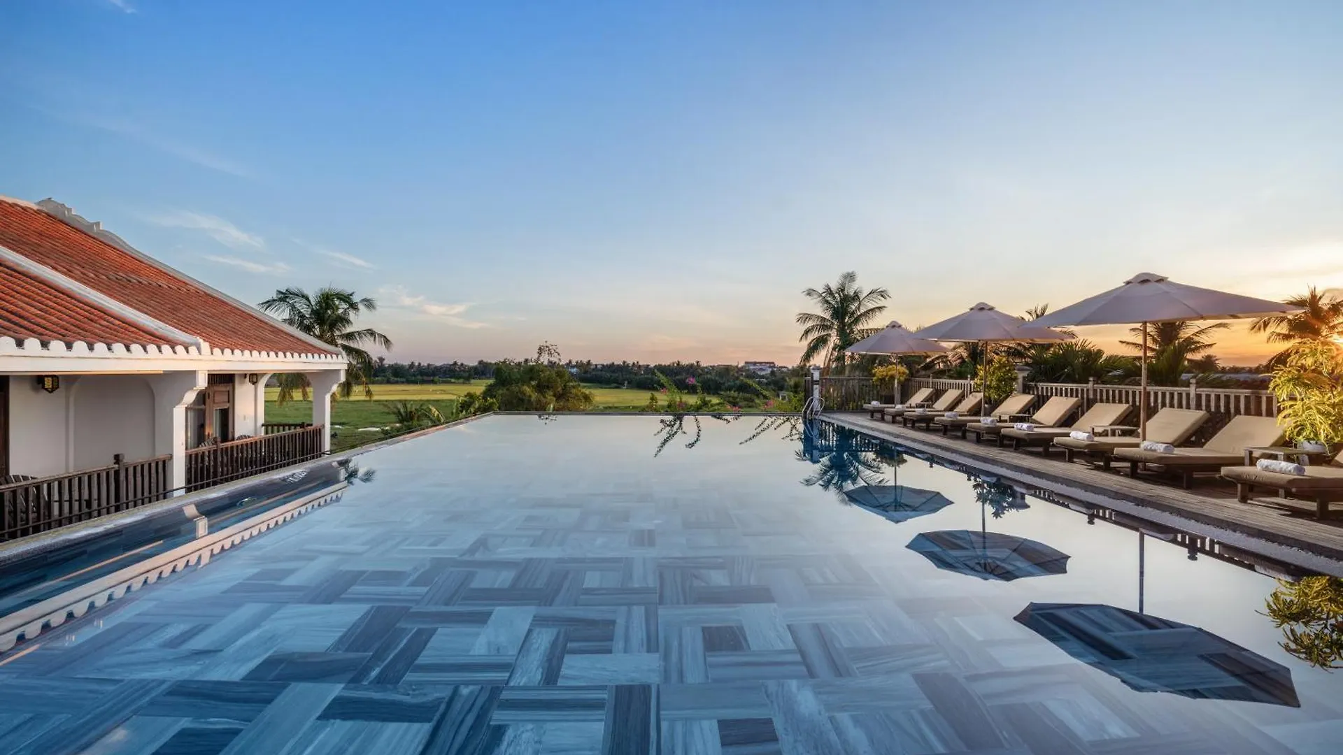 Legacy Hoi An Resort 4*,
