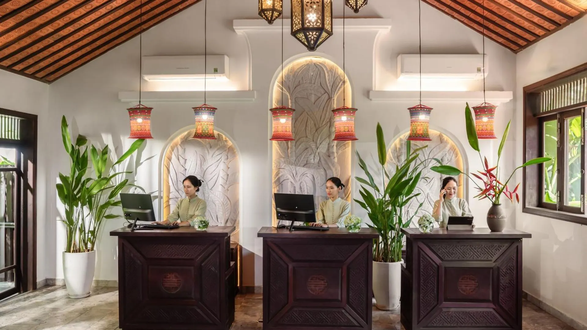 Legacy Hoi An Resort 4*,