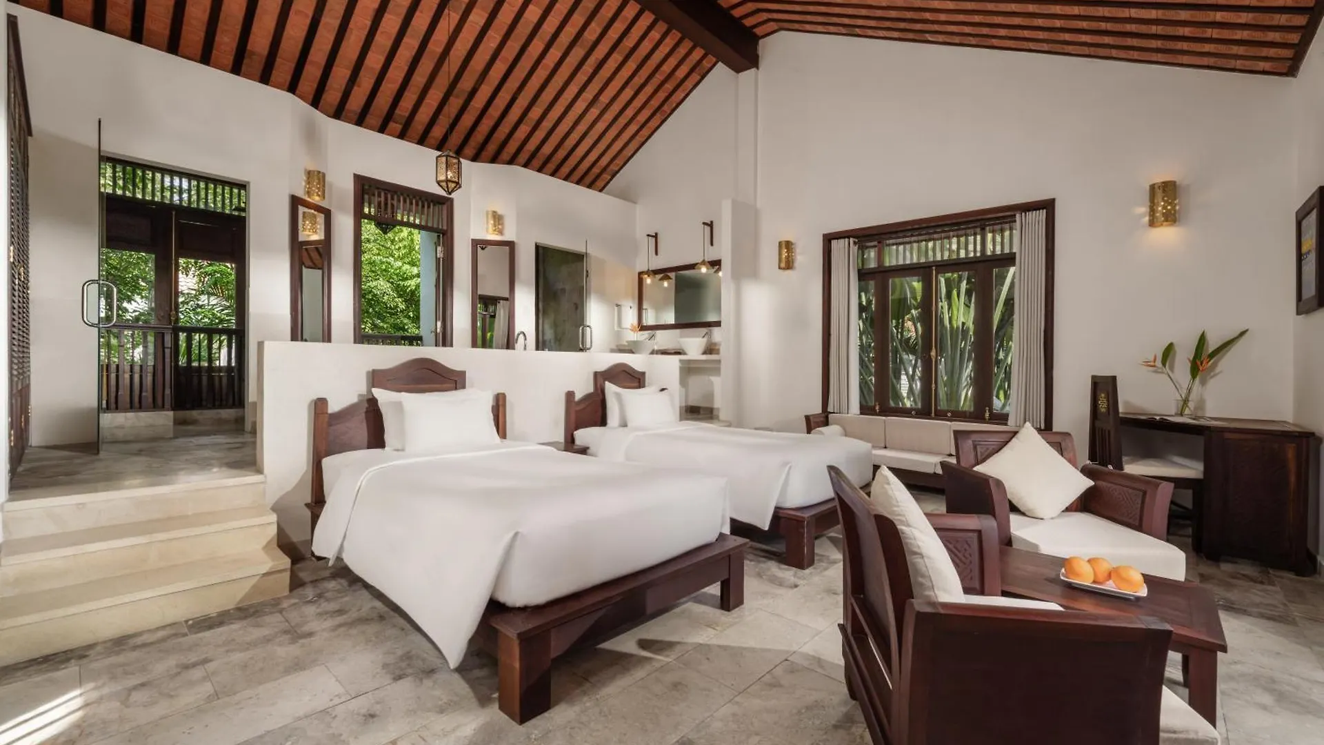 Legacy Hoi An Resort 4*,